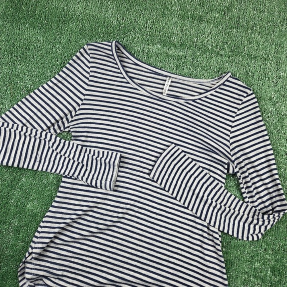 Splash Womens Long Sleeve Striped Top Navy Gray Scoop Neck High Low Hem Size M